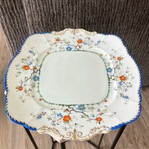 Vintage Paragon Fine Bone Colorful 9.5 Inch Dinner Plate Hand Painted England